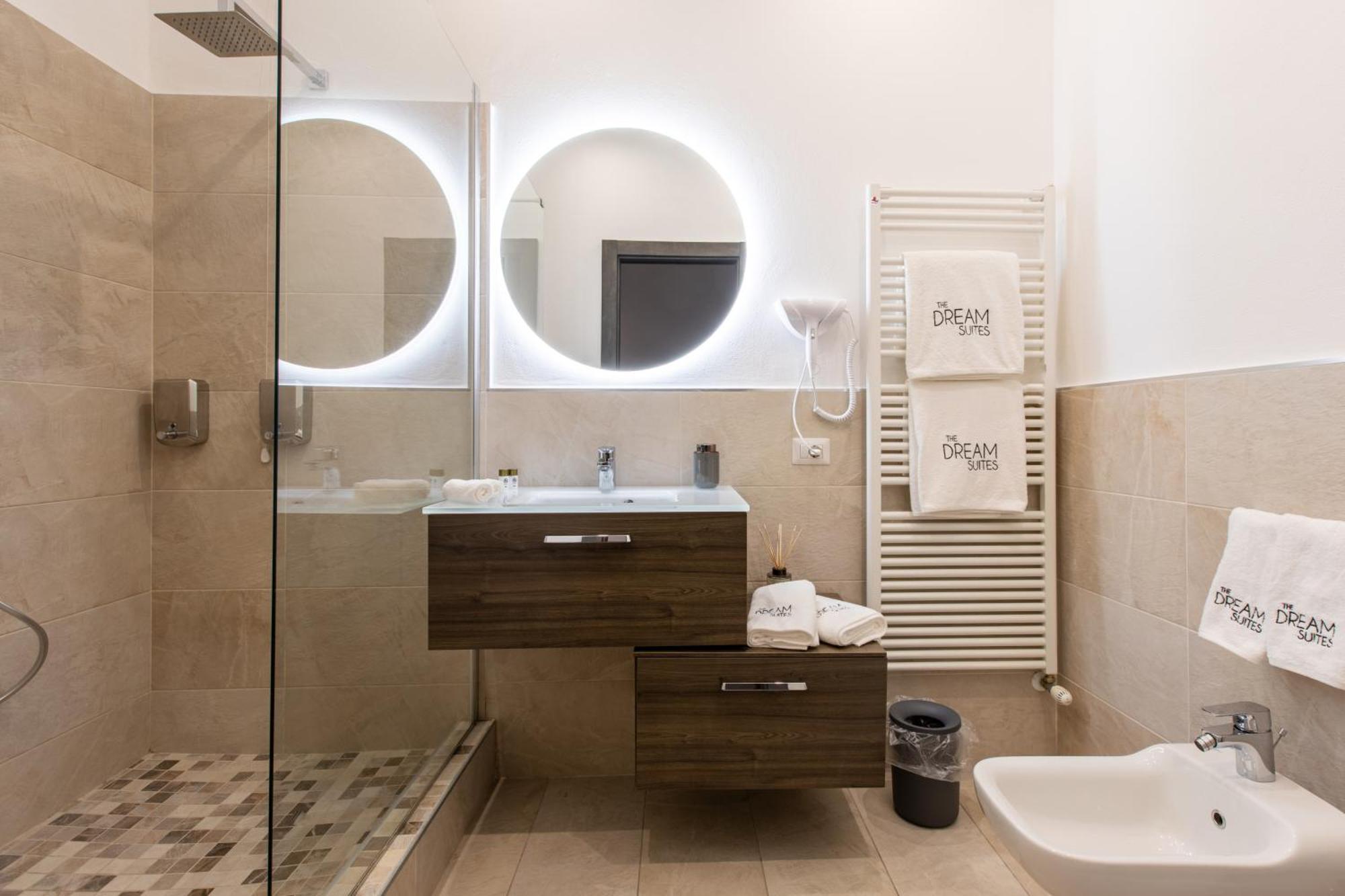 The Dream Suites Milan Room photo