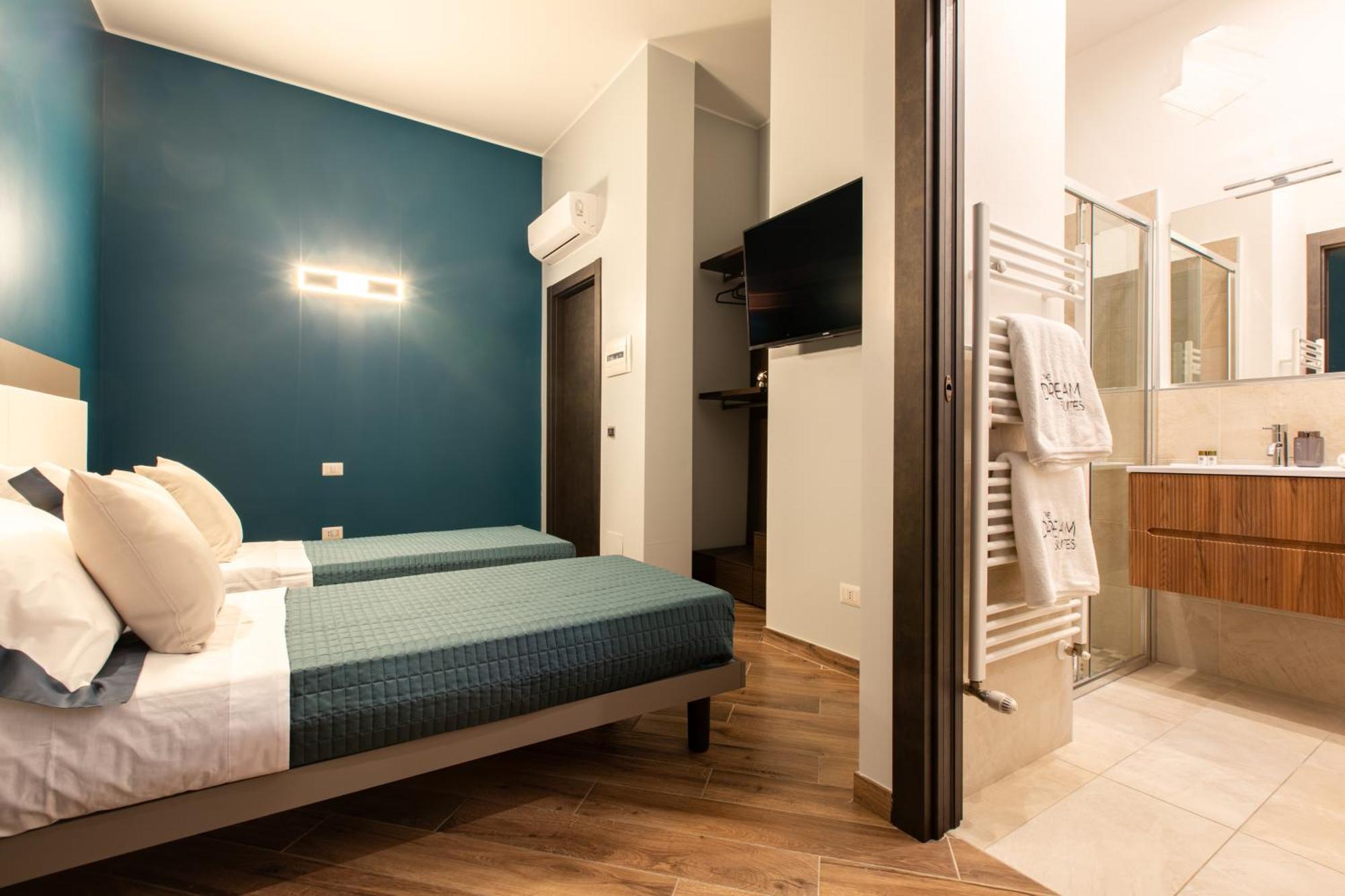 The Dream Suites Milan Room photo